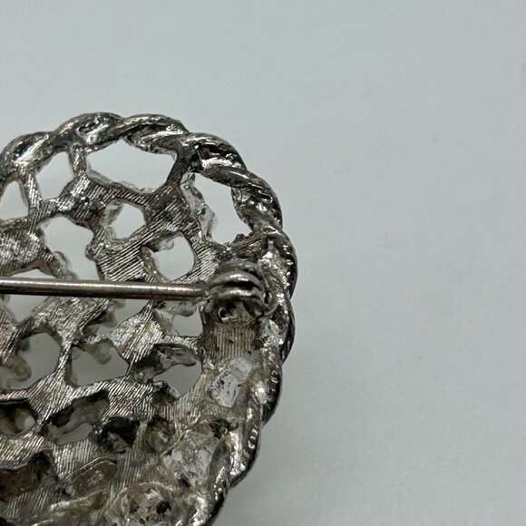 Silver-tone Rhinestone Heart Brooch Vintage Mid-Century Glamour Retro Gift - Picture 16 of 16